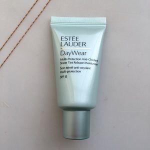 Estee Lauder DayWear Sheer Tint Moisturizer